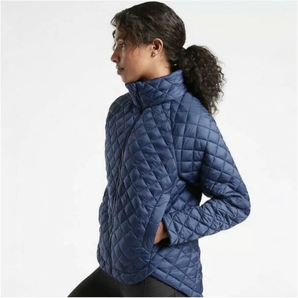 Athleta Jackets & Blazers - Athleta Whisper Featherless Jacket Quilted Puffer size Large